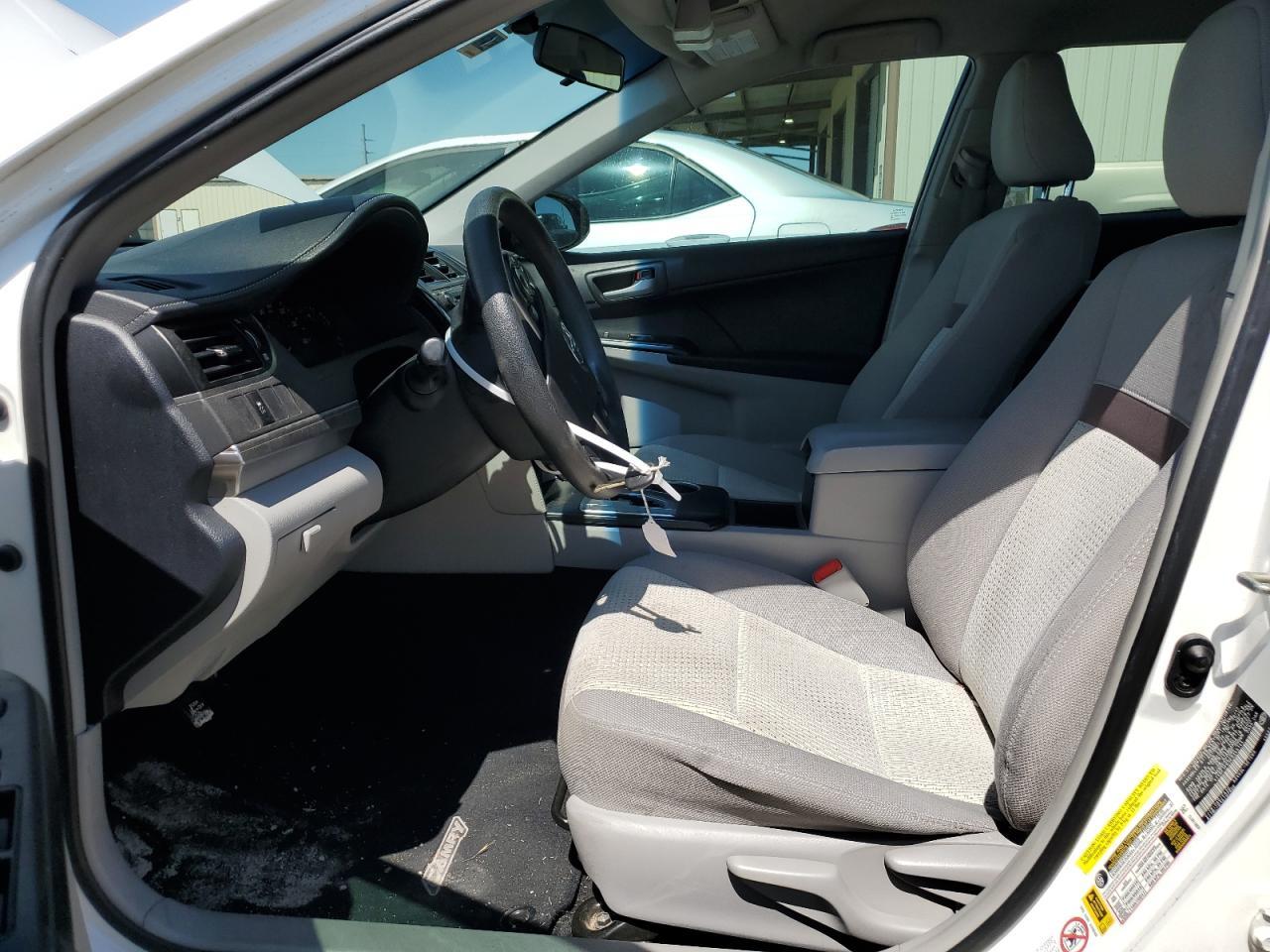 2014 TOYOTA CAMRY L - Фото 7