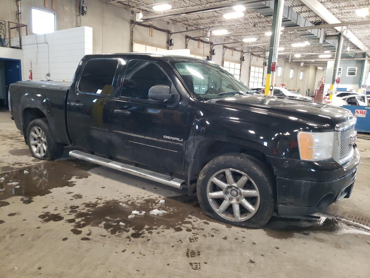 2011 GMC SIERRA K15 - Фото 4