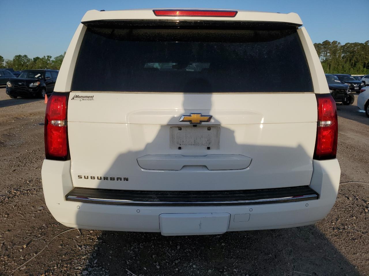 2016 CHEVROLET SUBURBAN C - Image 6
