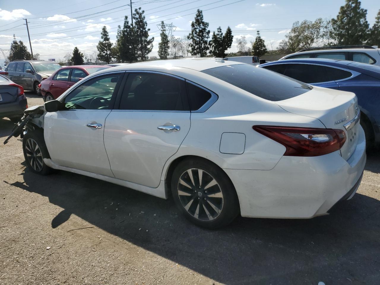 2018 NISSAN ALTIMA 2.5 - Фото 2