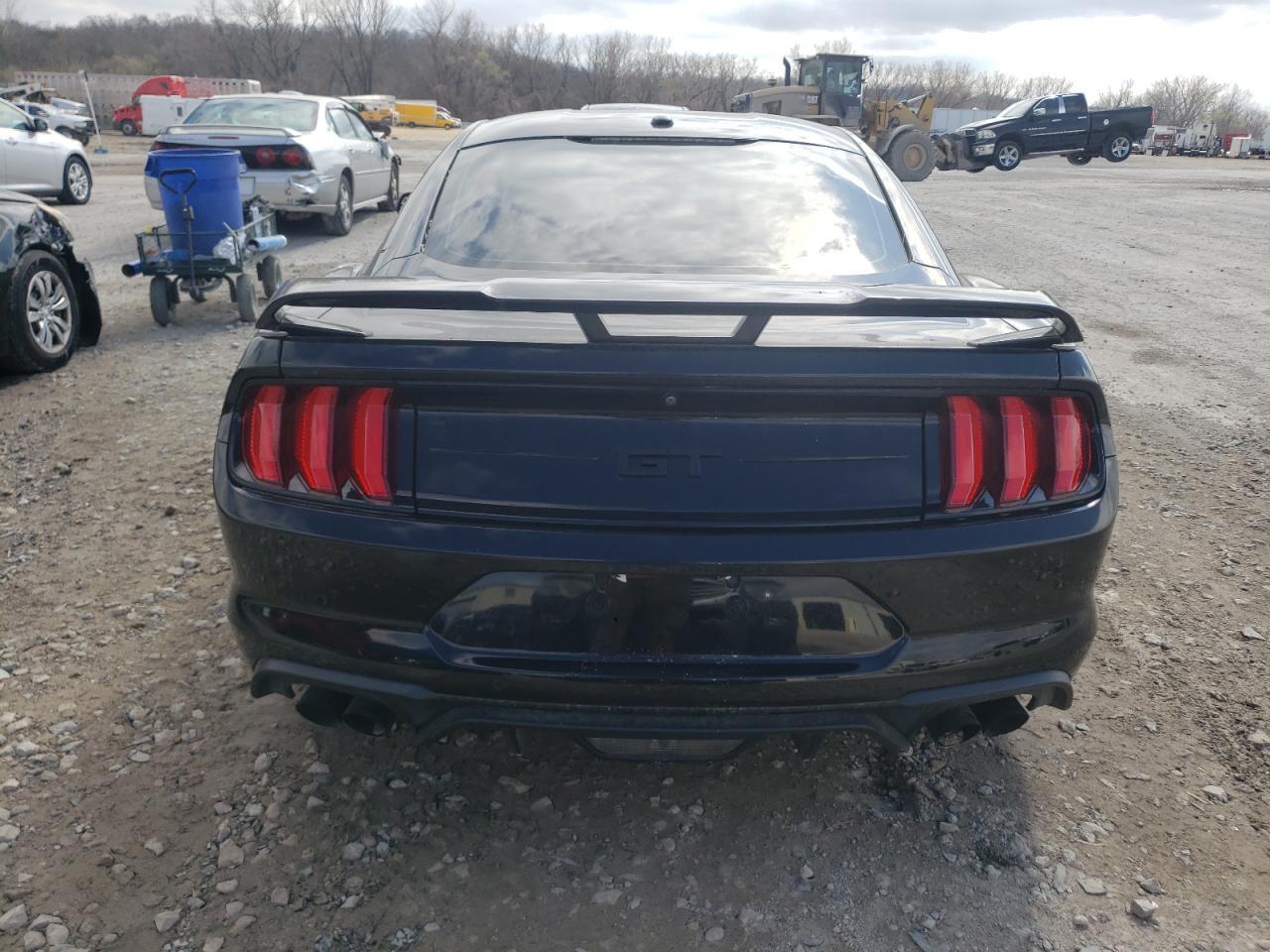 2018 FORD MUSTANG GT - Фото 6
