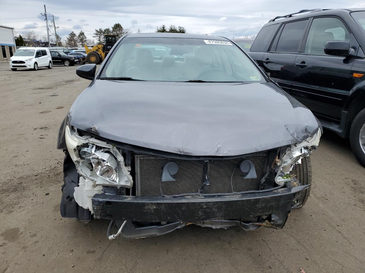 2014 TOYOTA CAMRY L - Image 5