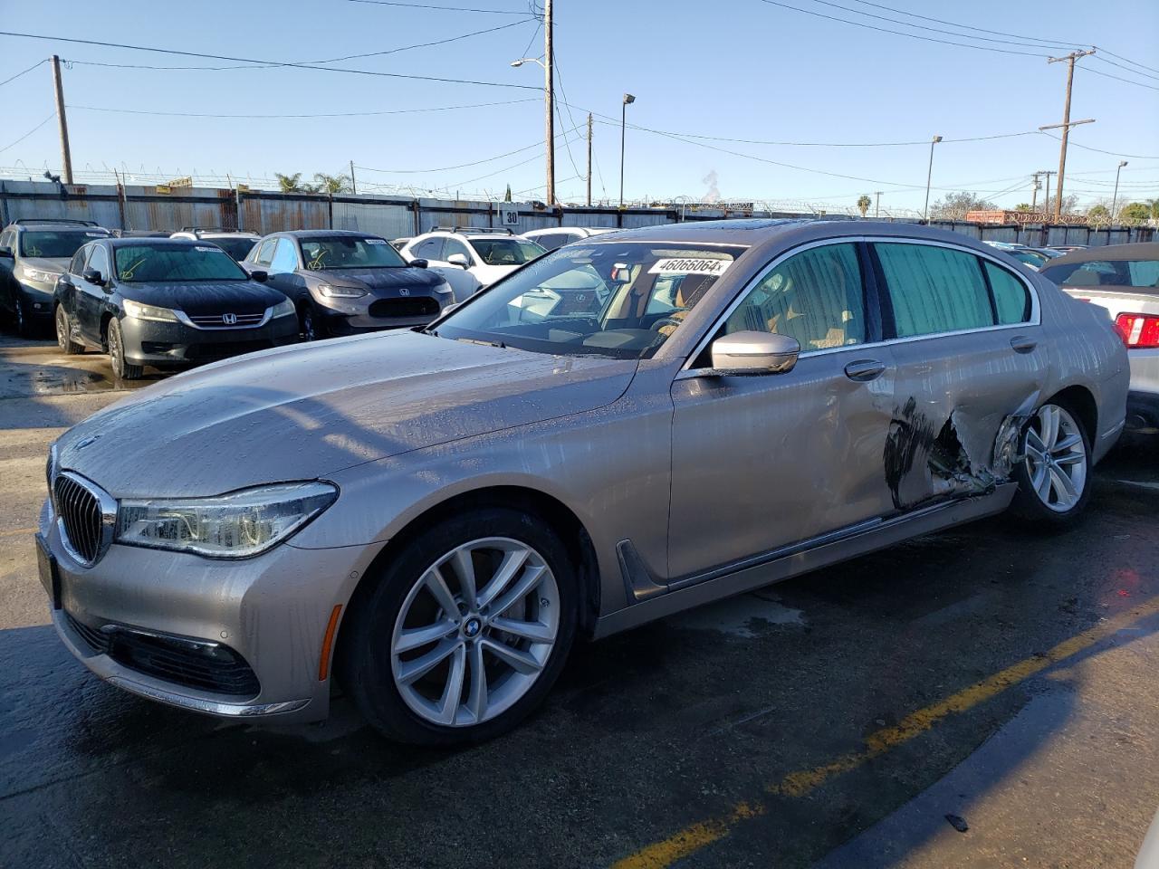 2016 BMW 750I XDRIV car image