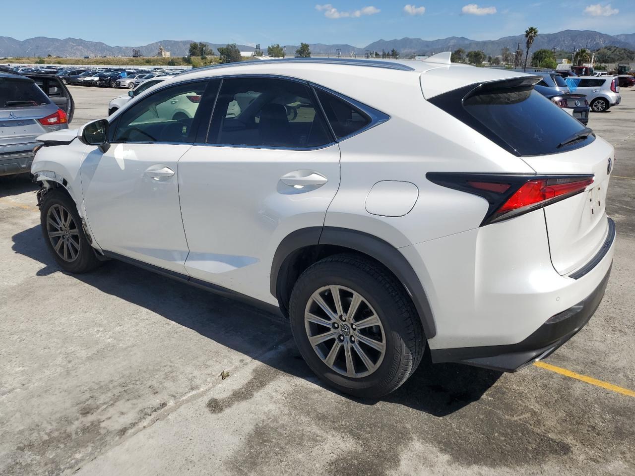 2019 LEXUS NX 300 BAS - Фото 2