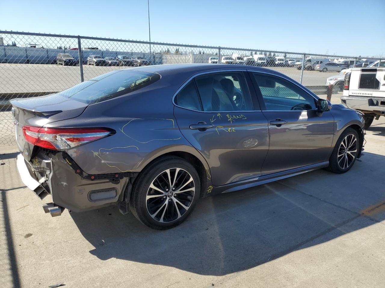 2018 TOYOTA CAMRY L - Image 3
