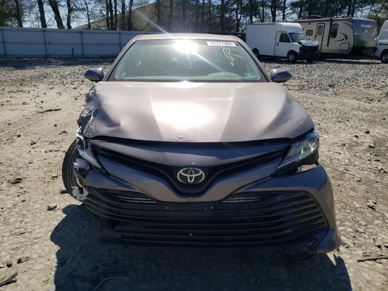 2018 TOYOTA CAMRY L - Image 5