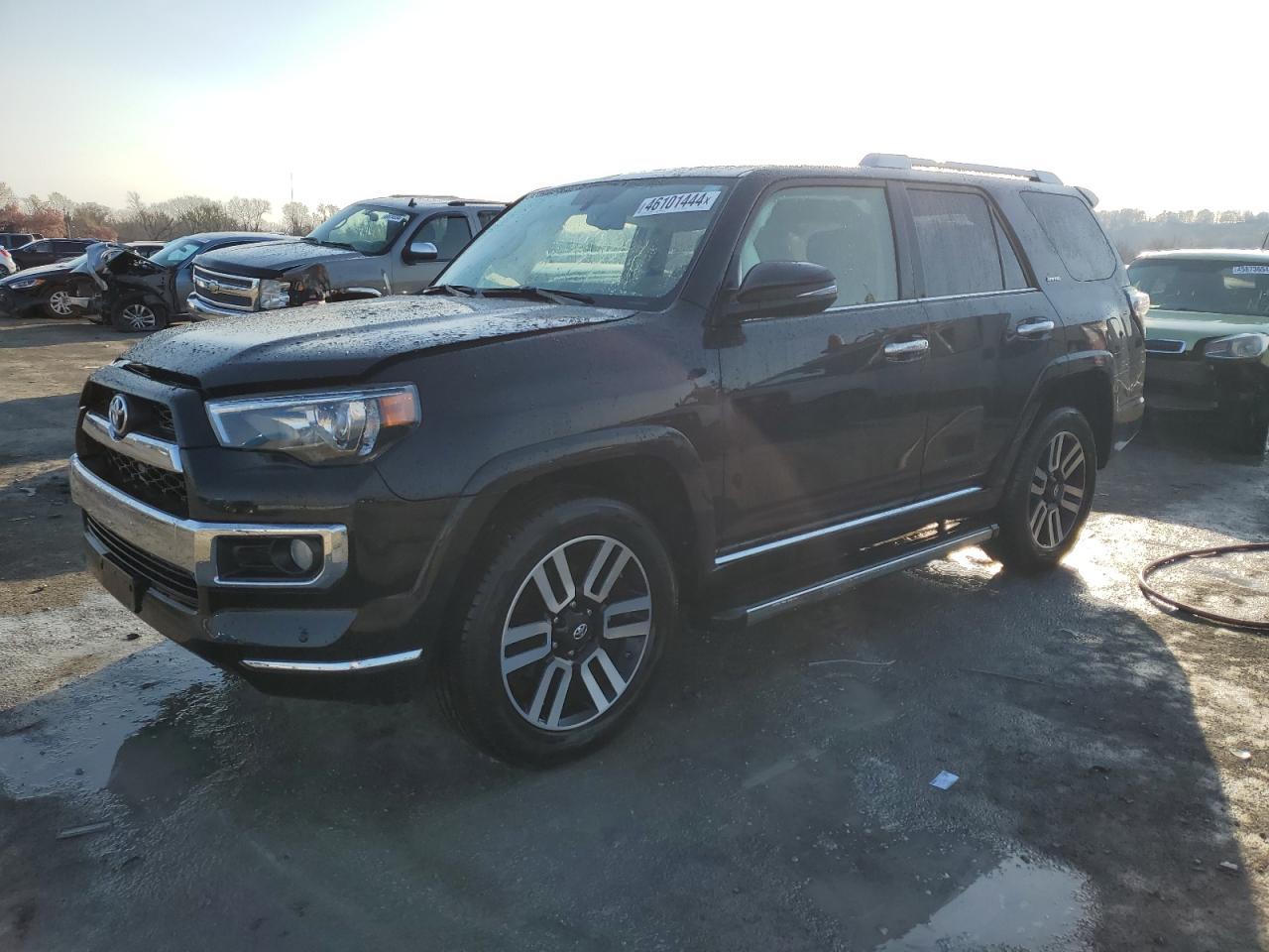 2019 TOYOTA 4RUNNER SR