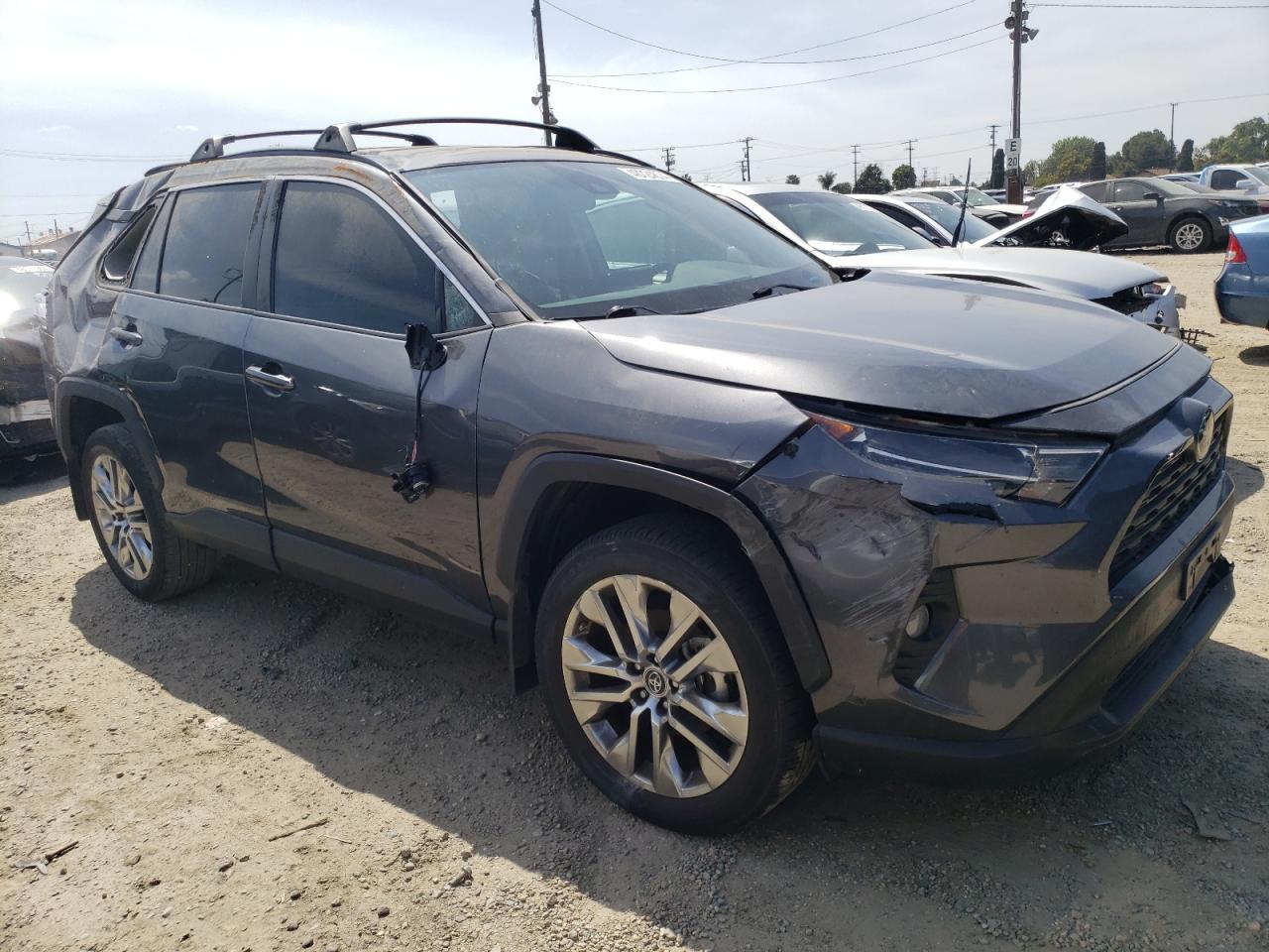 2019 TOYOTA RAV4 XLE P - Image 4