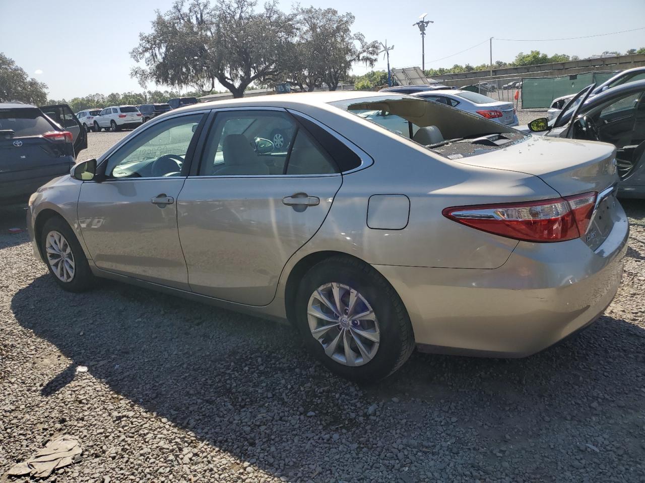 2017 TOYOTA CAMRY LE - Image 2