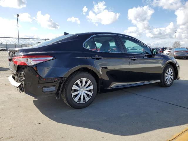 2019 Toyota Camry Le - Фото 3