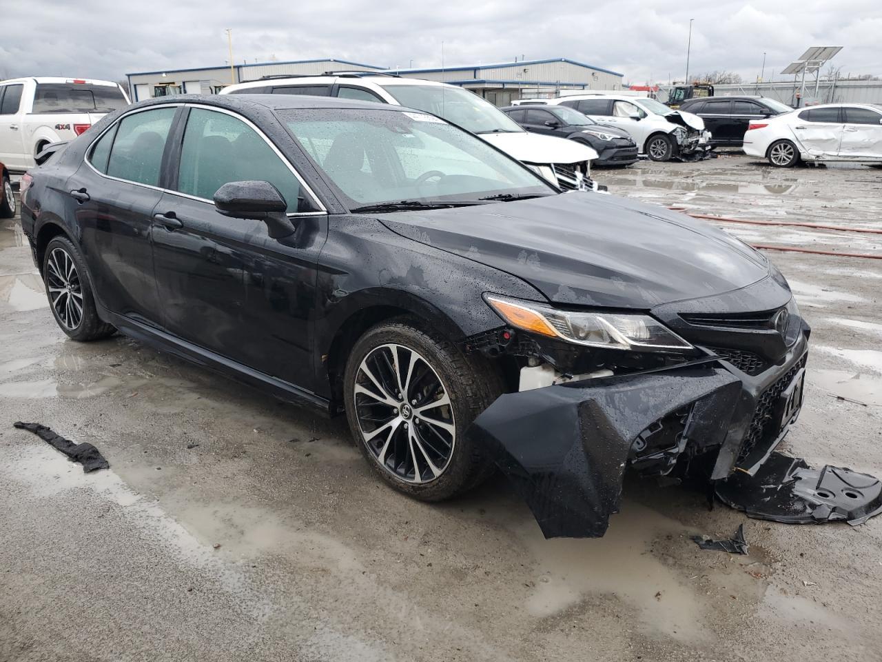 2019 TOYOTA CAMRY L - Image 4