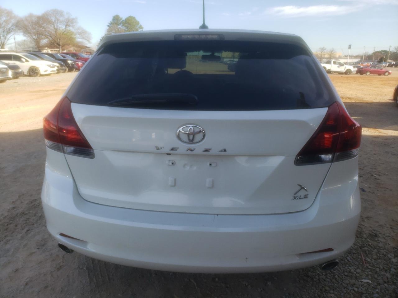 2013 TOYOTA VENZA LE - Image 6