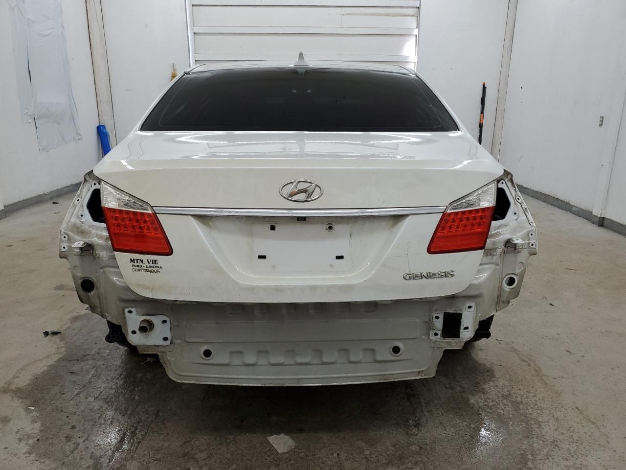 2011 HYUNDAI GENESIS 4. - Image 6