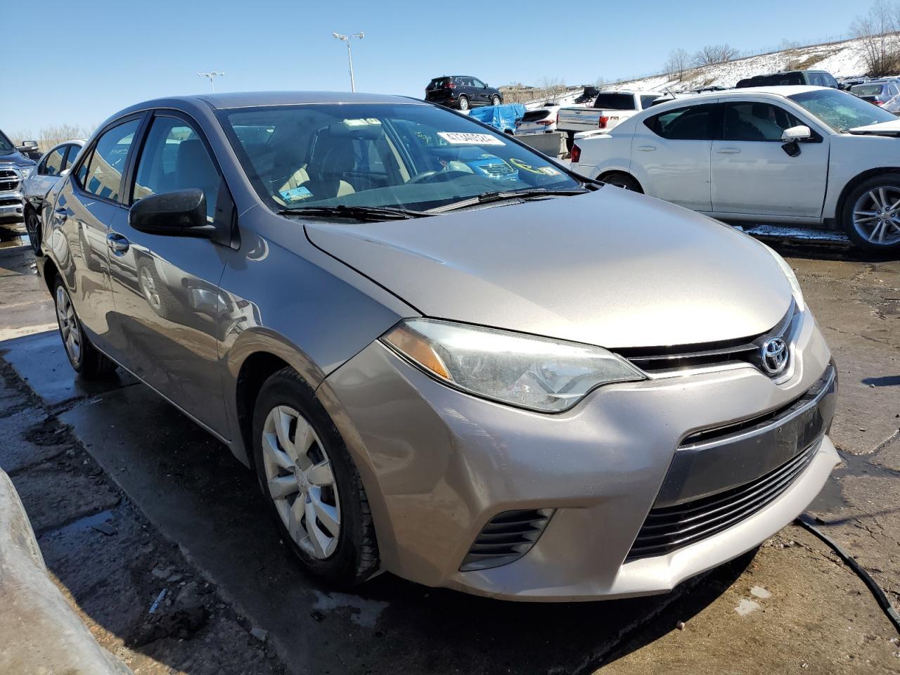 2015 TOYOTA COROLLA L - Image 4