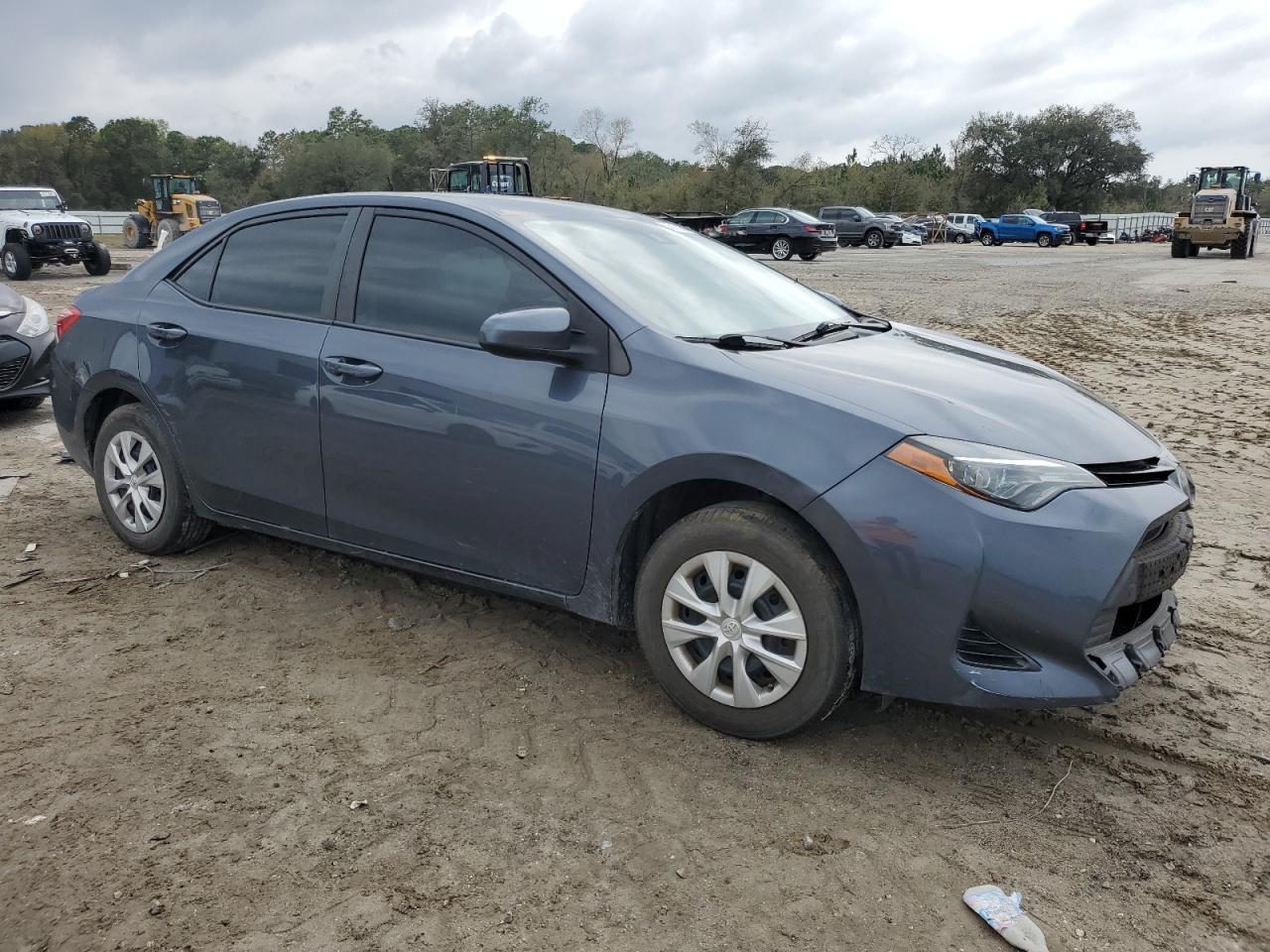 2018 TOYOTA COROLLA L - Фото 4