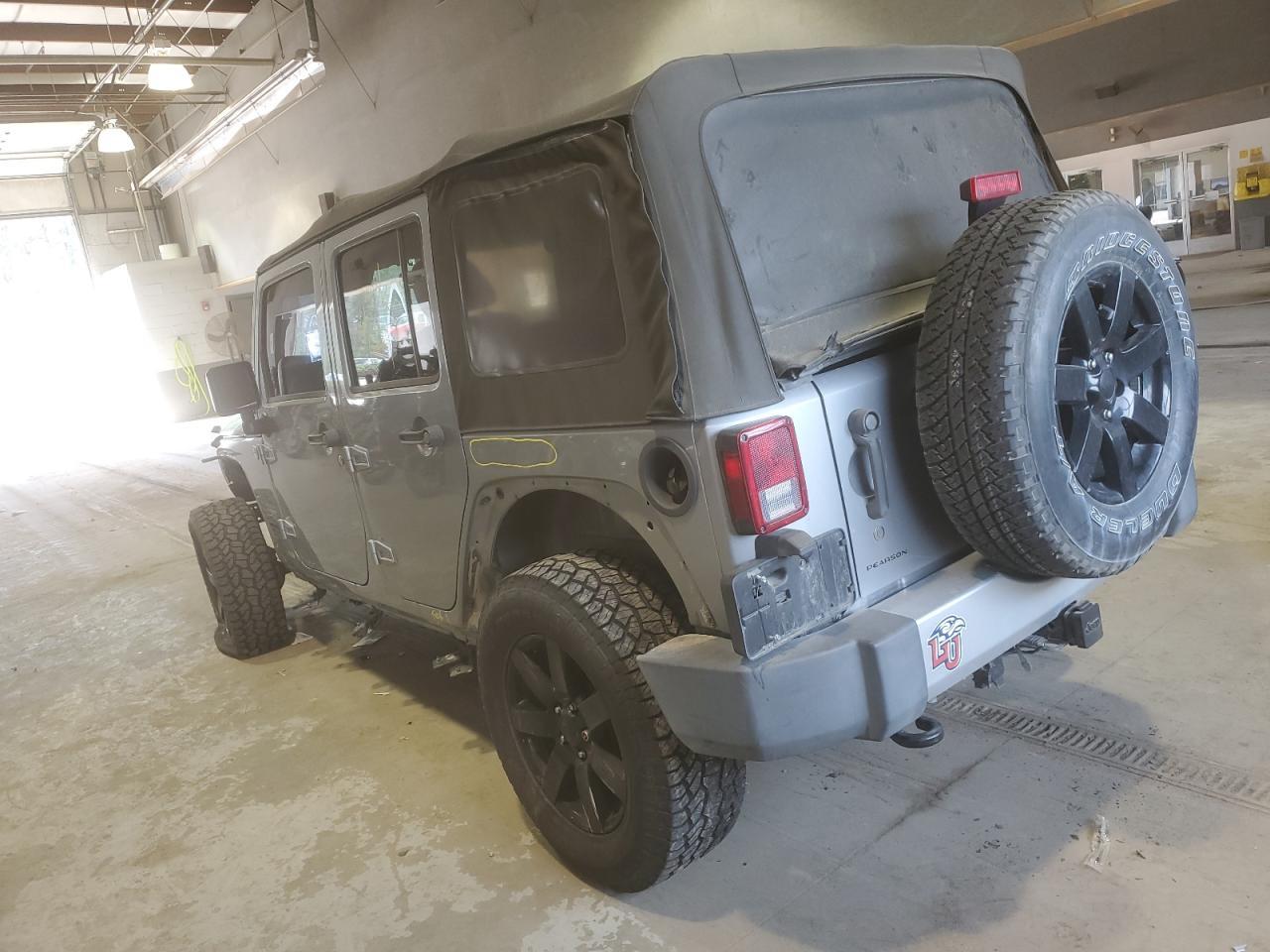 2015 JEEP WRANGLER U - Фото 2