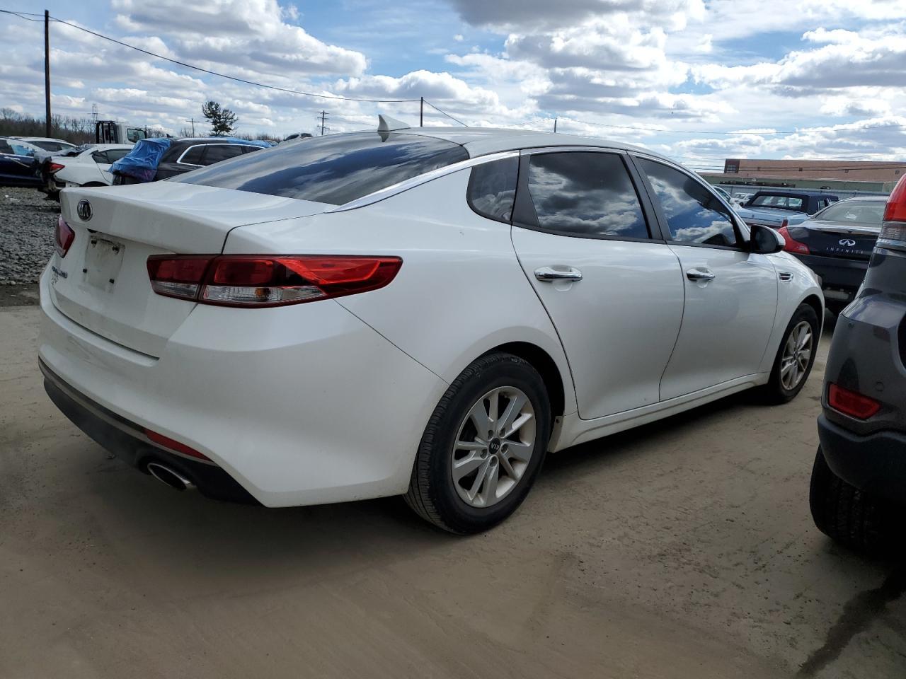 2016 KIA OPTIMA LX - Image 3