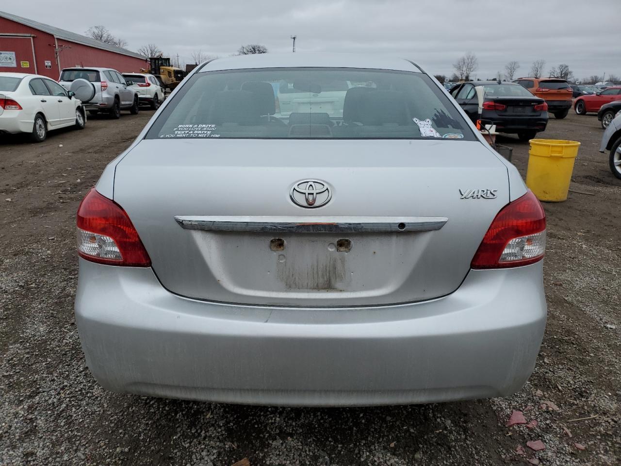 2012 TOYOTA YARIS - Image 6
