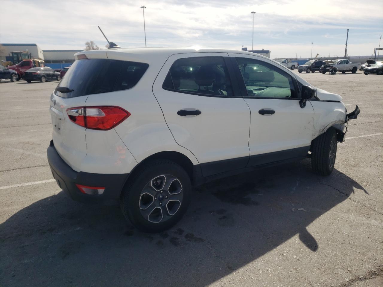 2021 FORD ECOSPORT S - Фото 3