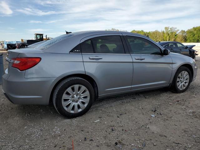 2014 Chrysler 200 Lx - Image 3