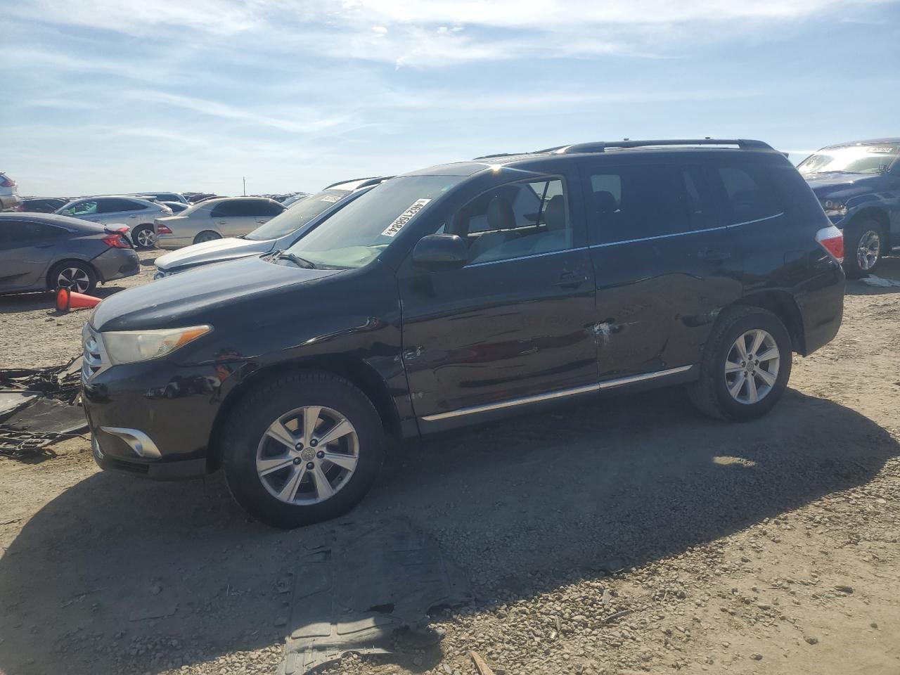2011 TOYOTA HIGHLANDER