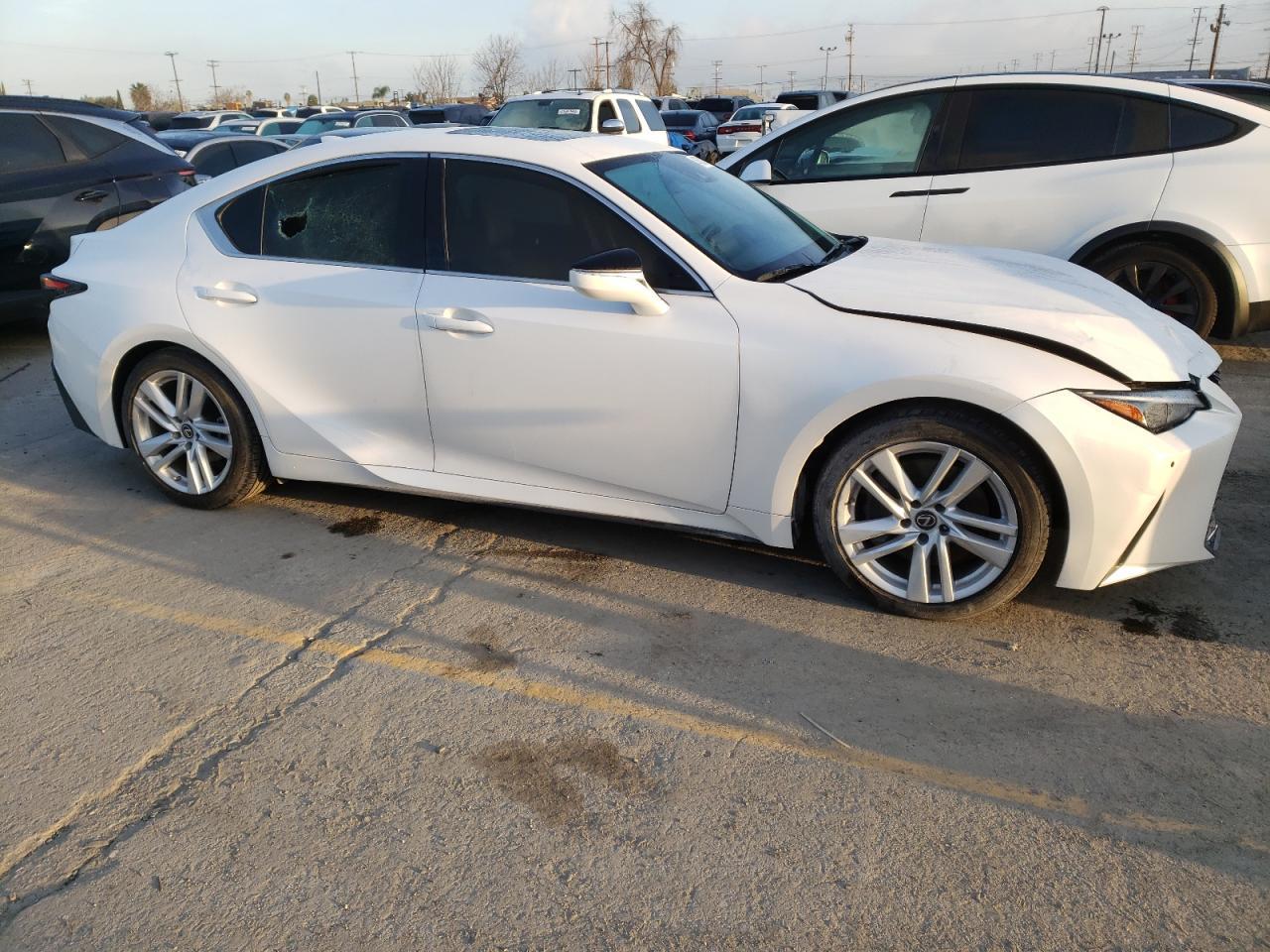 2021 LEXUS IS 300 - Image 4