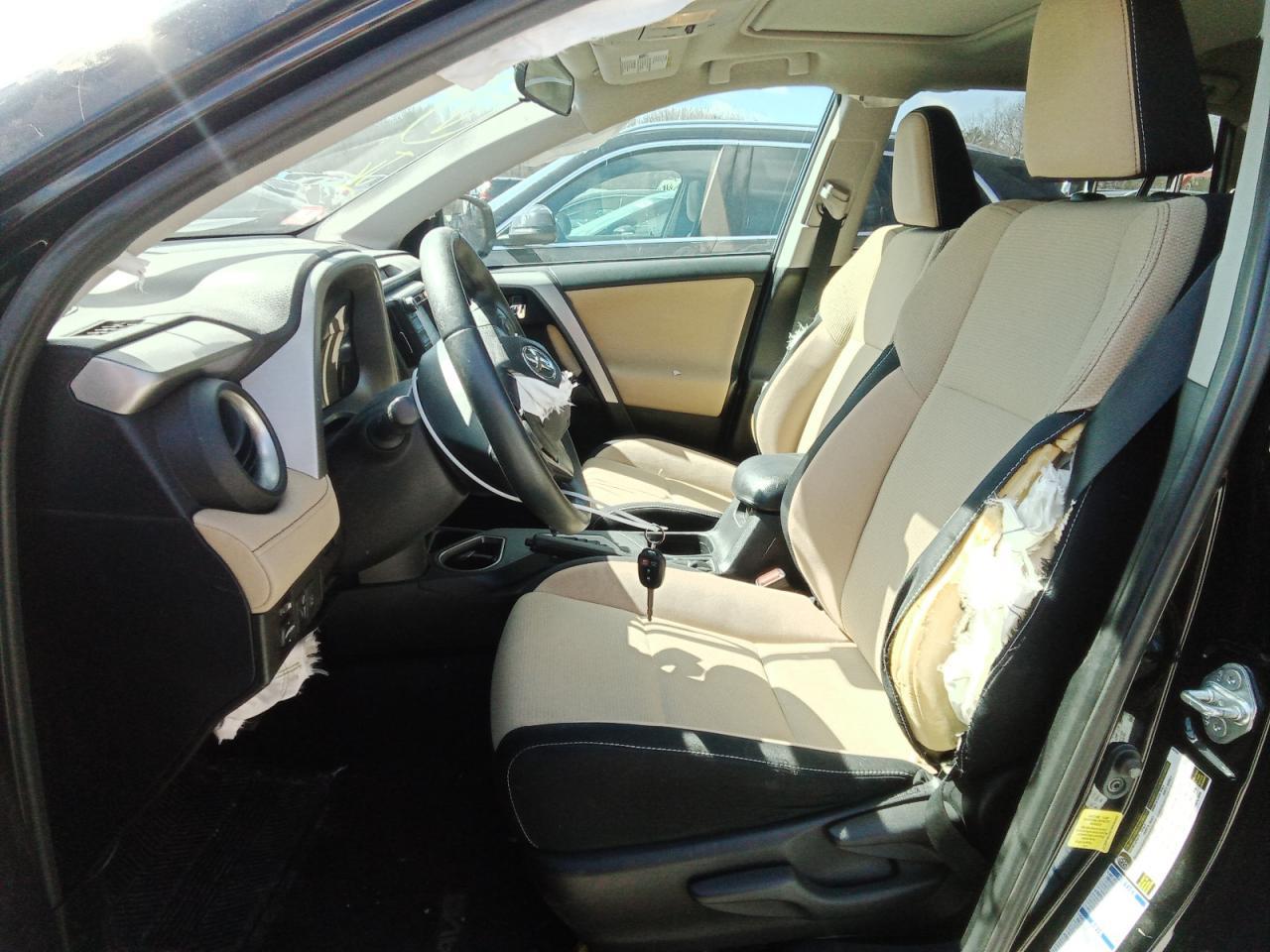2017 TOYOTA RAV4 XLE - Фото 7