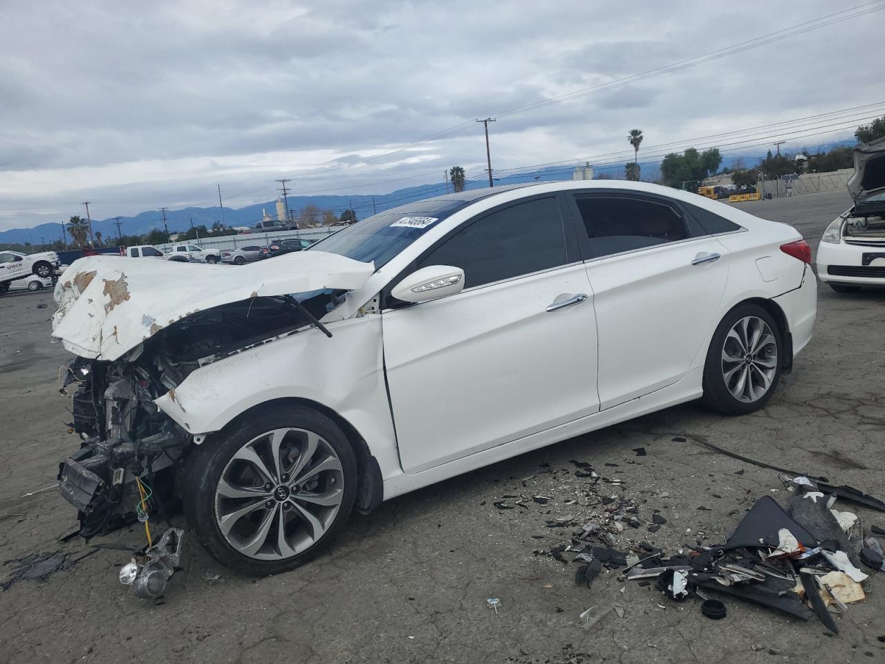 2013 HYUNDAI SONATA SE