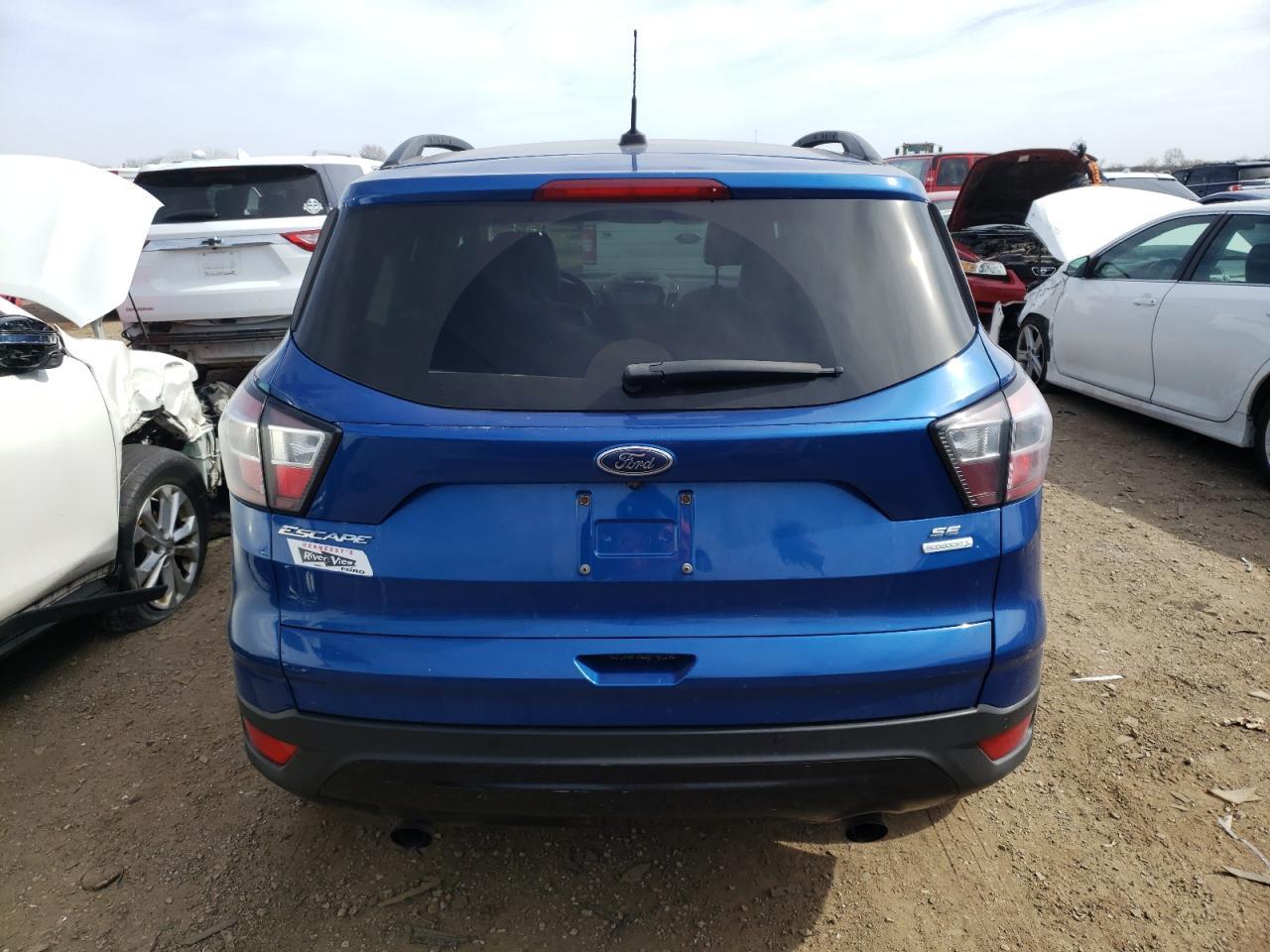 2017 FORD ESCAPE SE - Фото 6