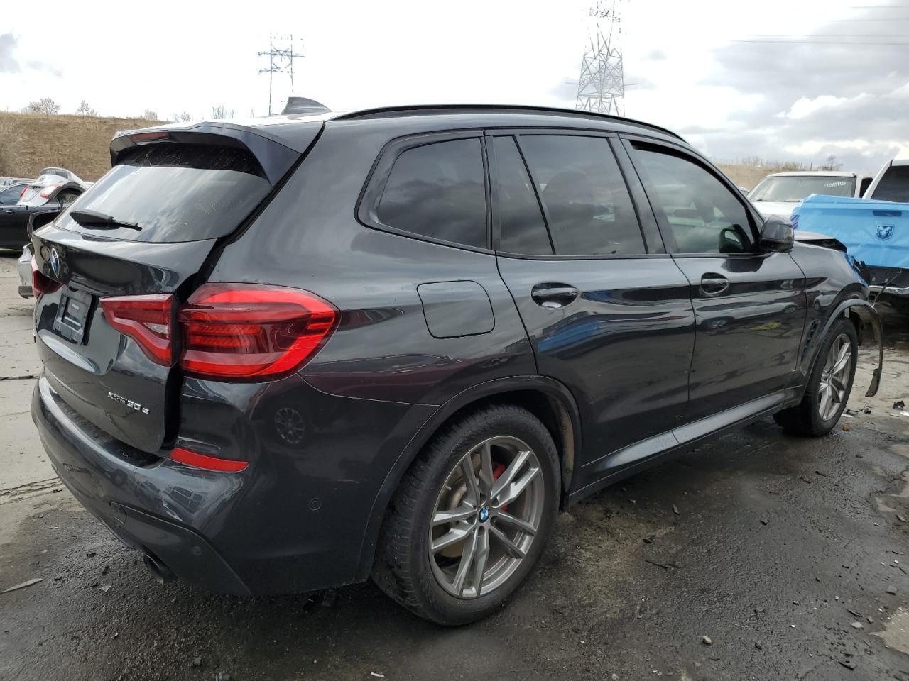 2021 BMW X3 XDRIVE3 - Image 3