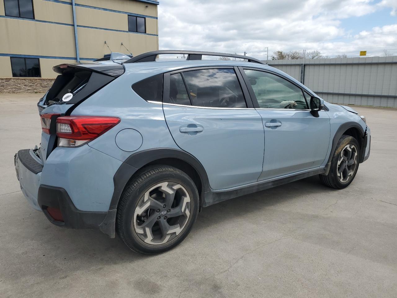 2021 SUBARU CROSSTREK - Фото 3