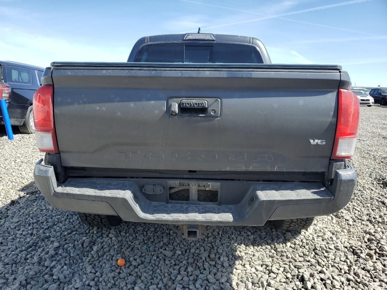 2017 TOYOTA TACOMA DOU - Фото 6