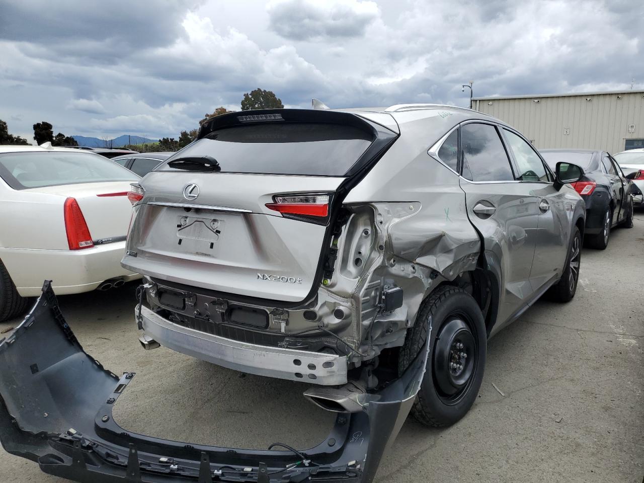 2016 LEXUS NX 200T BA - Фото 3