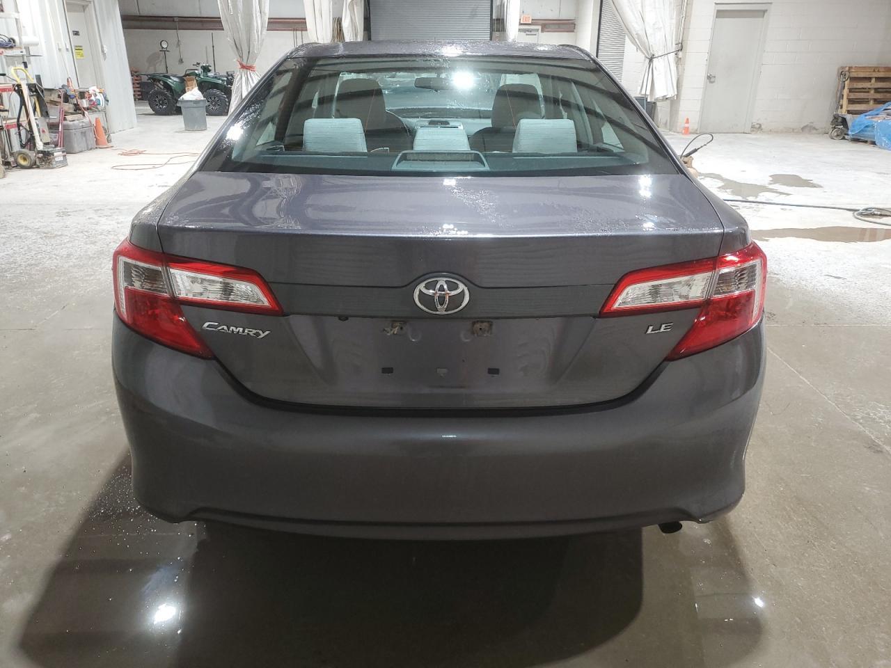 2014 TOYOTA CAMRY L - Image 6