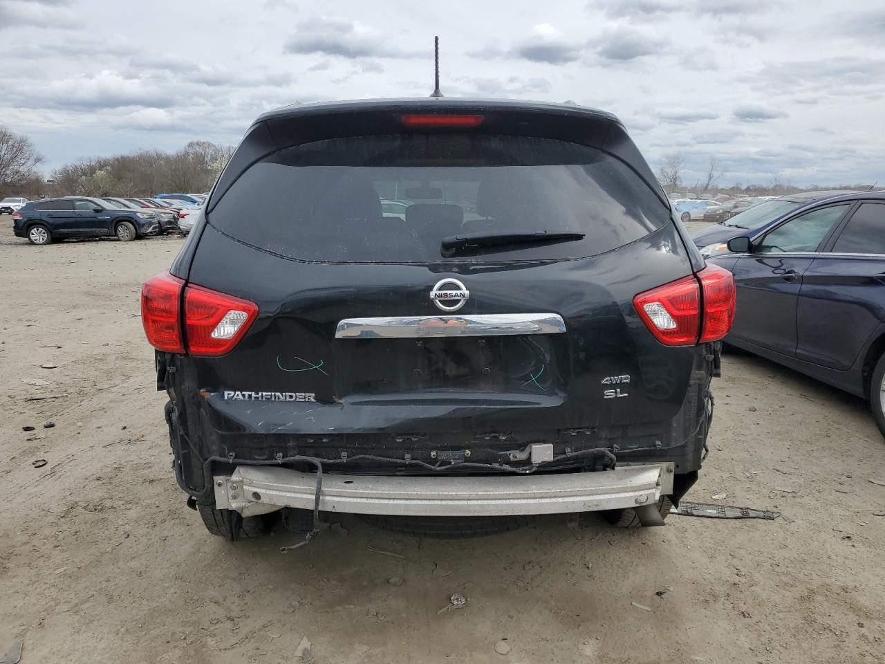 2017 NISSAN PATHFINDER - Image 6