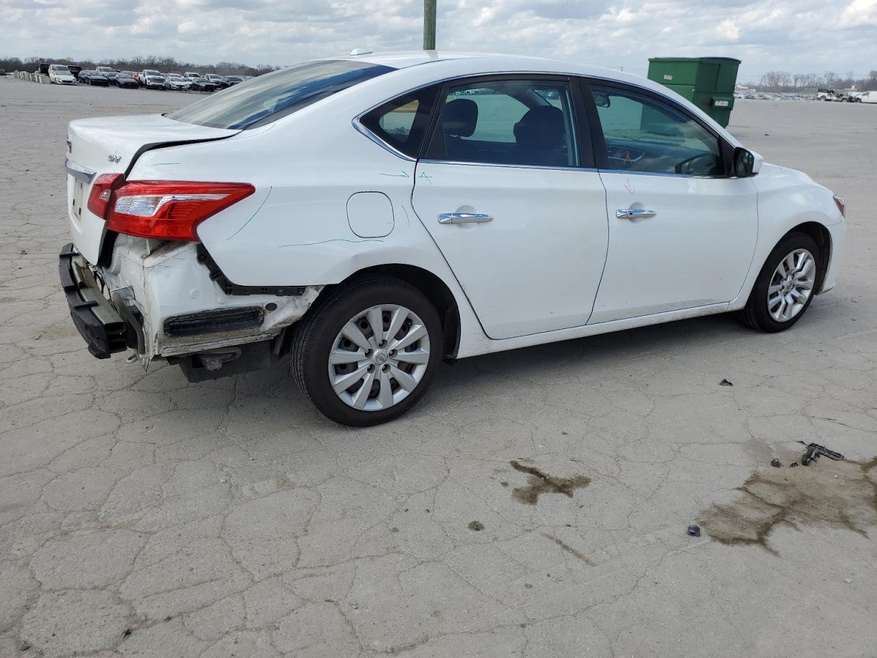2017 NISSAN SENTRA S - Фото 3