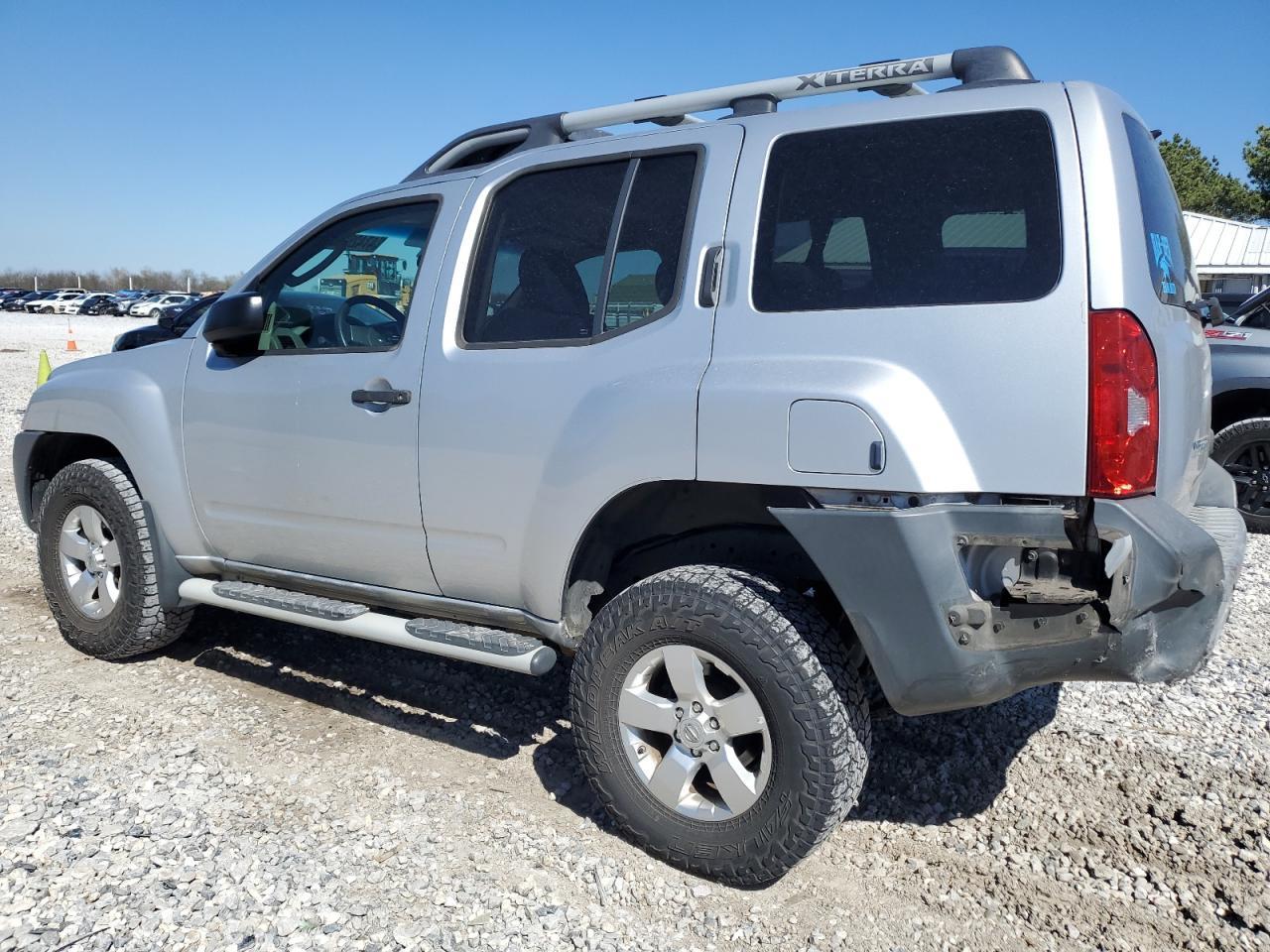 2010 NISSAN XTERRA OFF - Фото 2