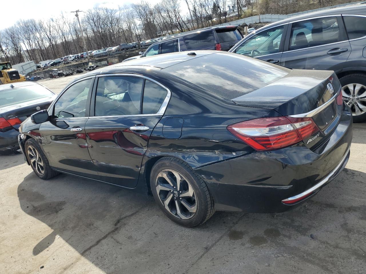 2016 HONDA ACCORD EXL - Image 2