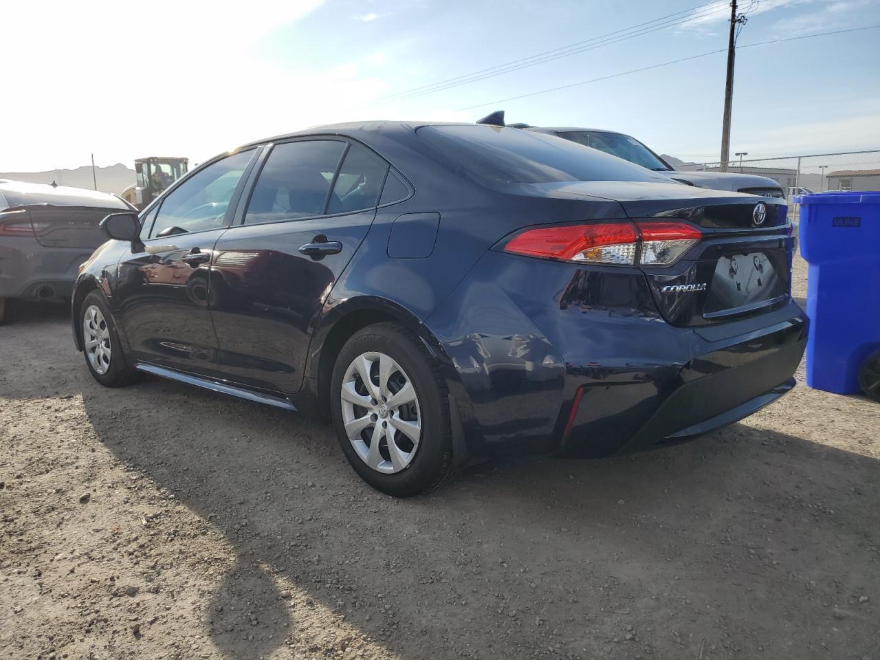 2022 TOYOTA COROLLA LE - Image 2