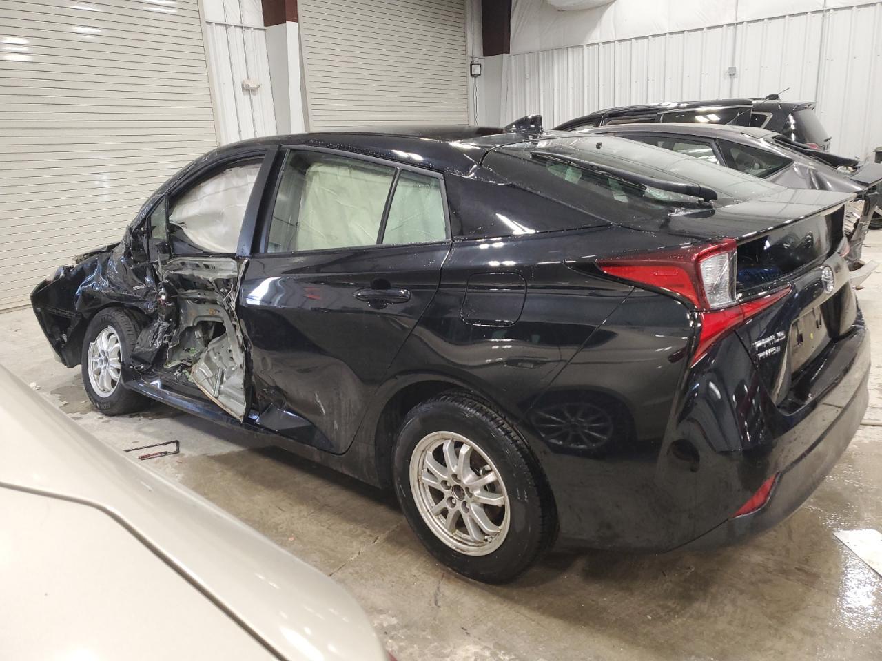 2019 TOYOTA PRIUS - Image 2