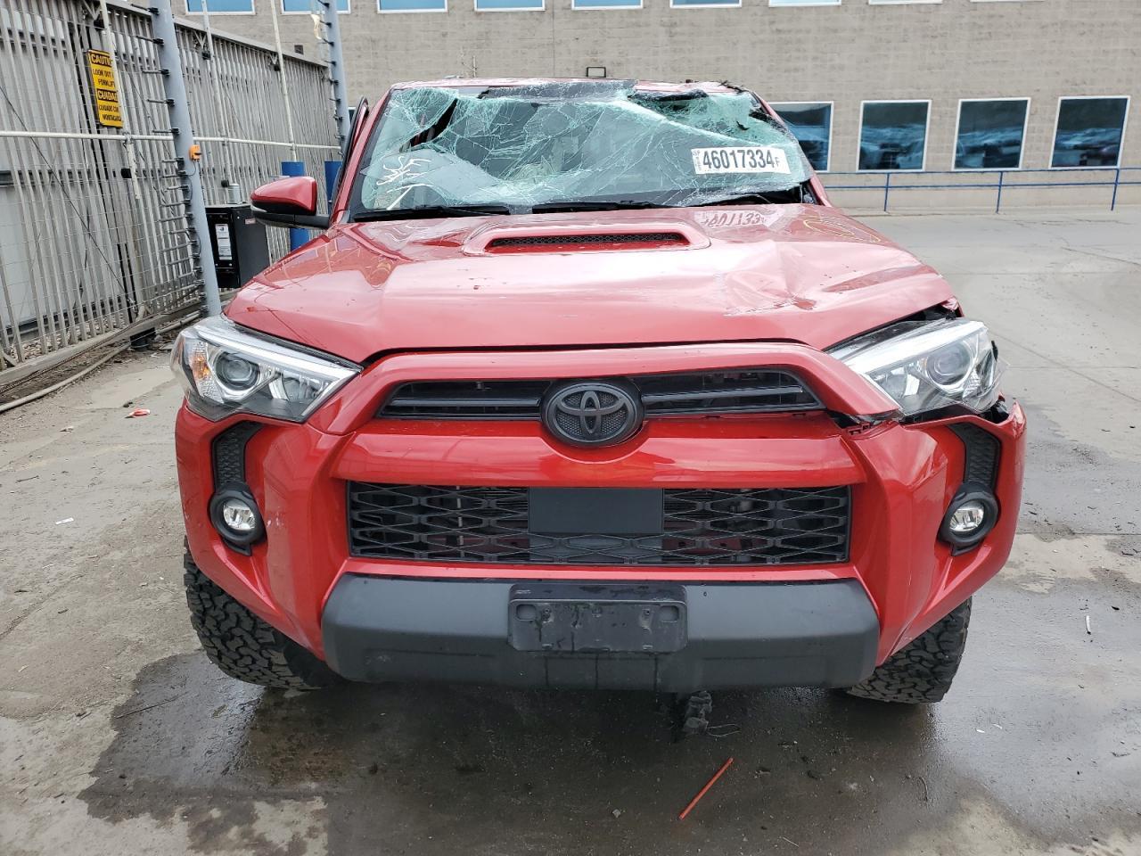 2022 TOYOTA 4RUNNER SR - Image 5