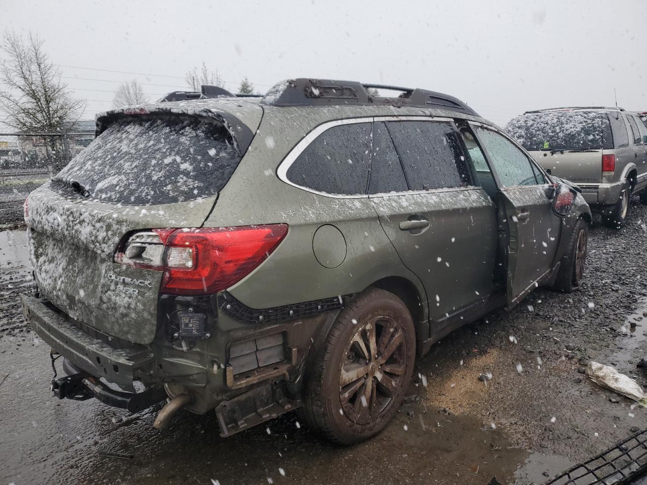 2018 SUBARU OUTBACK 3. - Фото 3