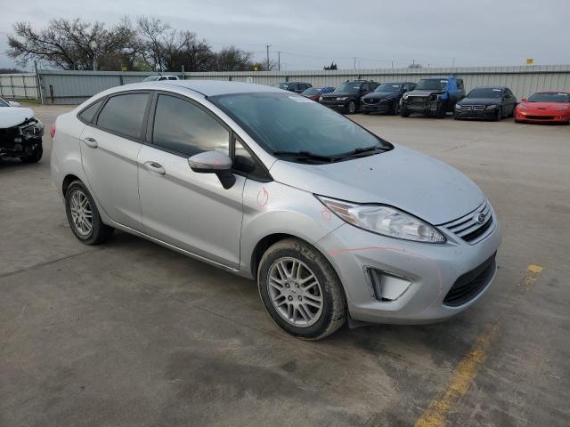 2013 Ford Fiesta Se - Image 4