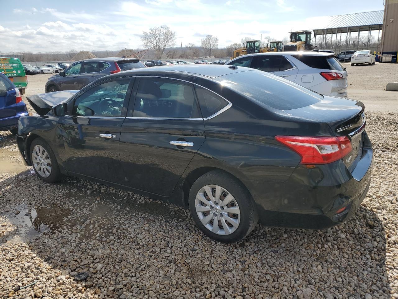 2017 NISSAN SENTRA S - Фото 2