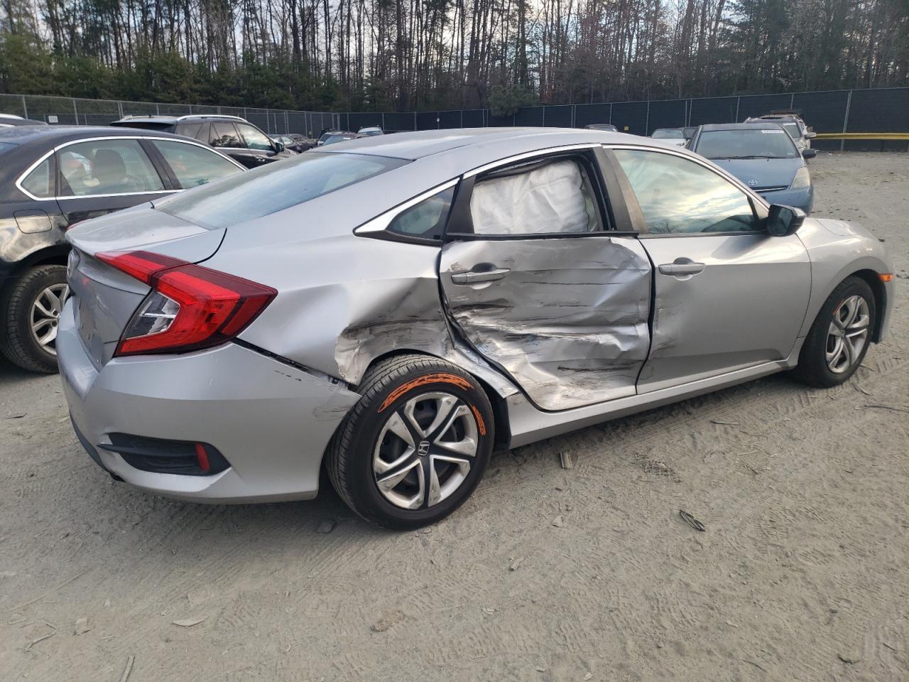 2016 HONDA CIVIC LX - Image 3