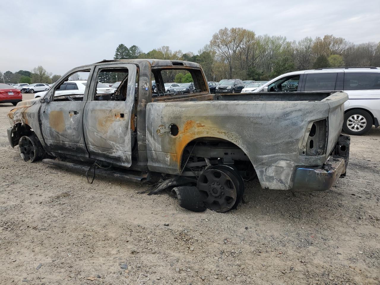 2018 RAM 2500 SLT - Image 2