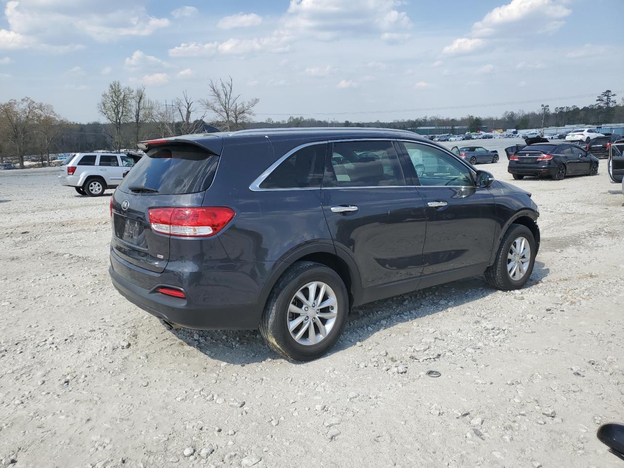 2016 KIA SORENTO LX - Image 3