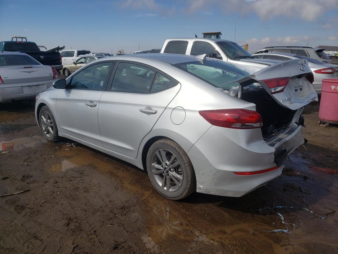 2018 HYUNDAI ELANTRA SE - Фото 2