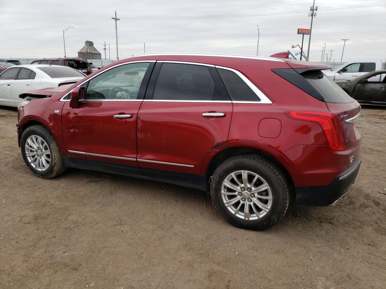 2019 CADILLAC XT5 LUXURY - Image 2