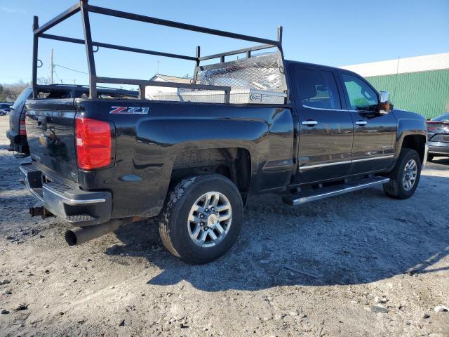 2017 Chevrolet Silverado K2500 Heavy Duty Ltz - Image 3